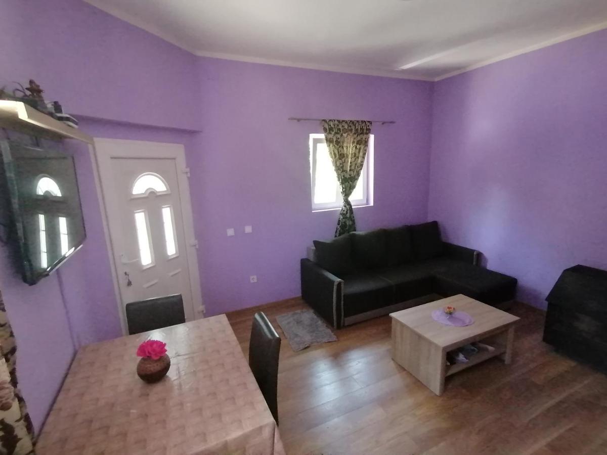 Purple Peace Cetinje Bagian luar foto