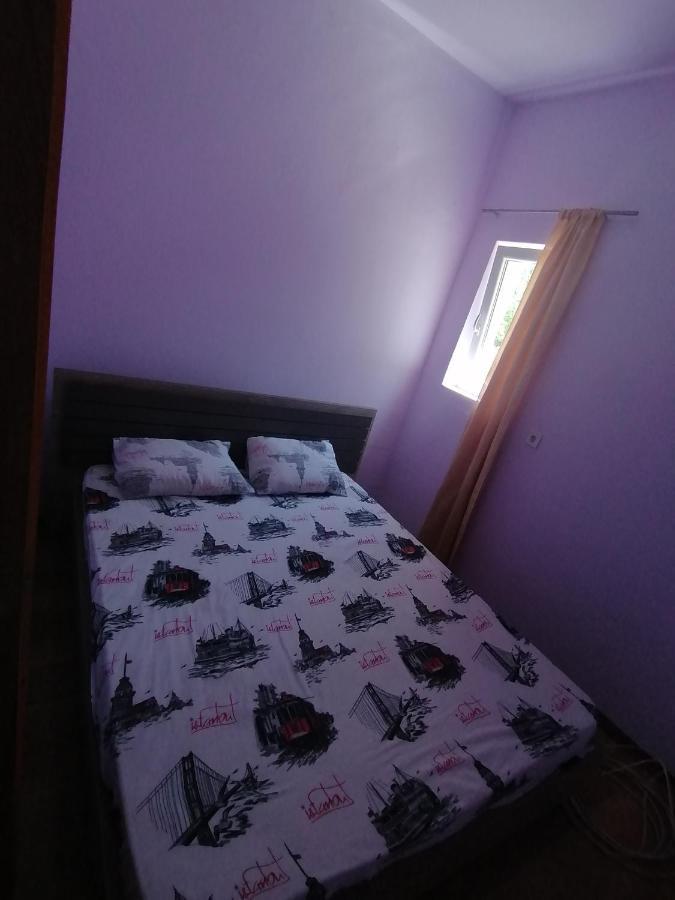 Purple Peace Cetinje Bagian luar foto
